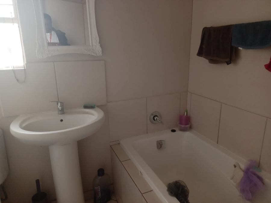 3 Bedroom Property for Sale in Zamdela Free State